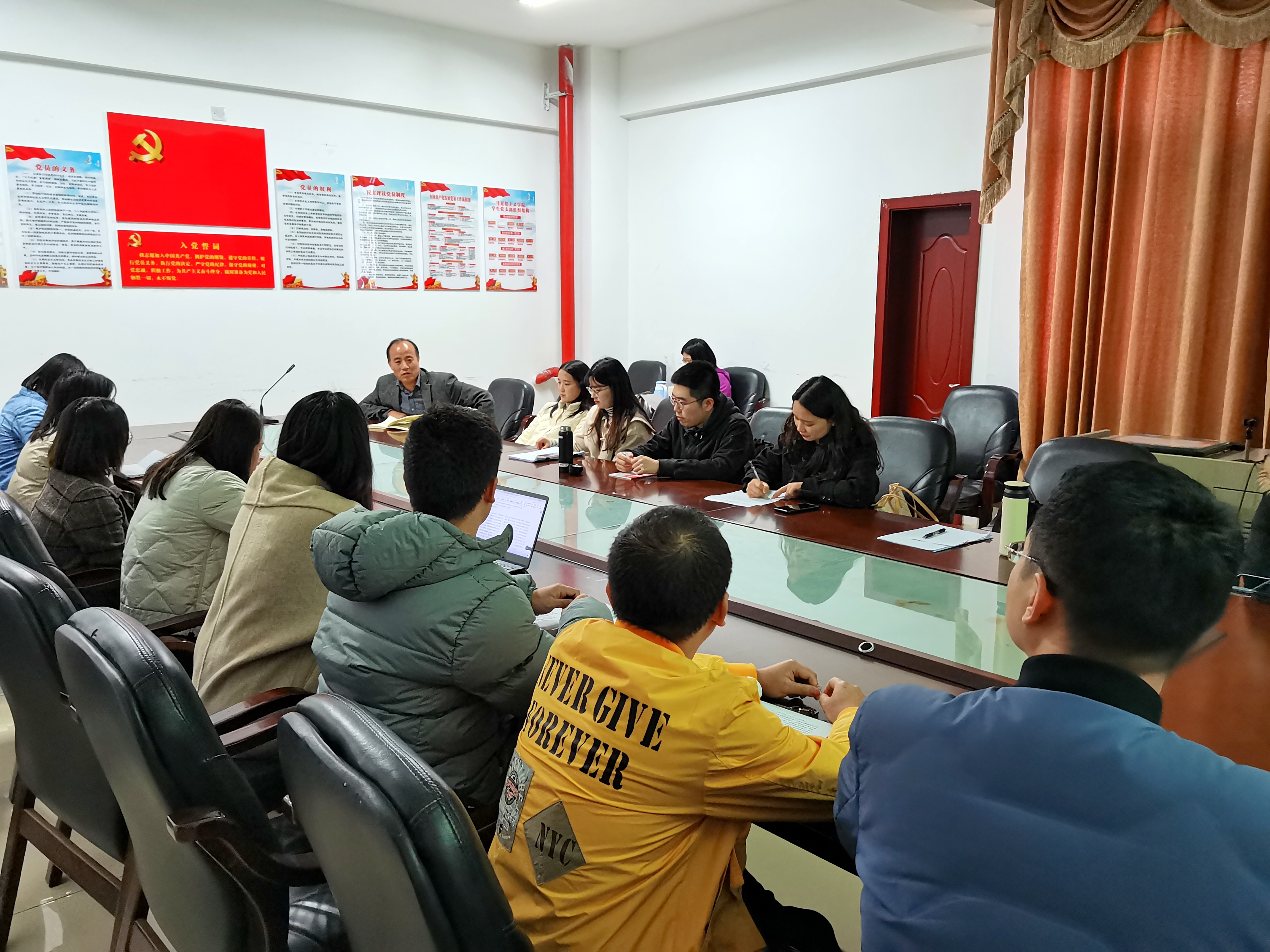 b3fb8465eb02443389639bc836d07a3b.jpg b3fb8465eb02443389639bc836d07a3b.jpg