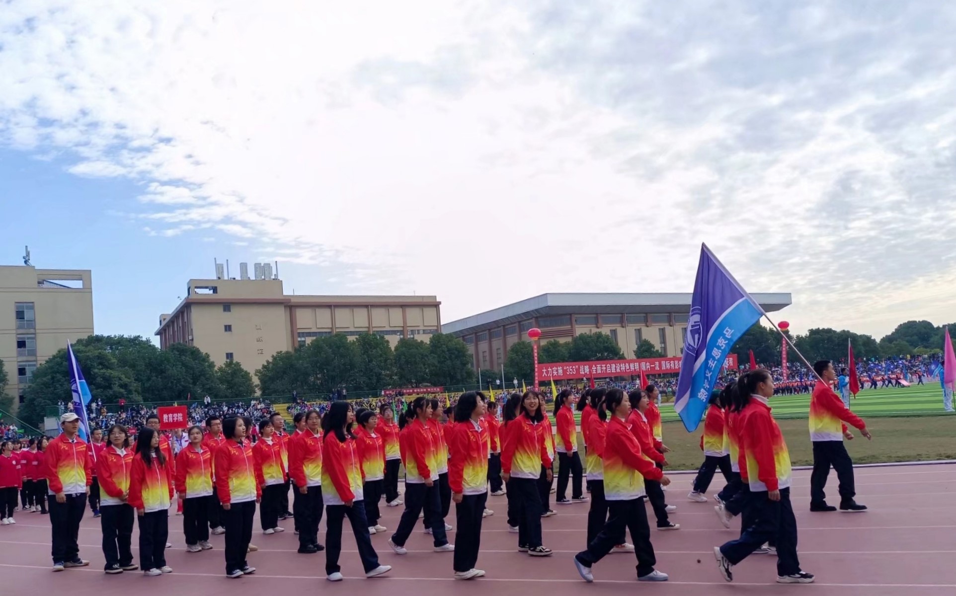 1ca01c1a681e4653a9e737beafdebd44.jpg 1ca01c1a681e4653a9e737beafdebd44.jpg