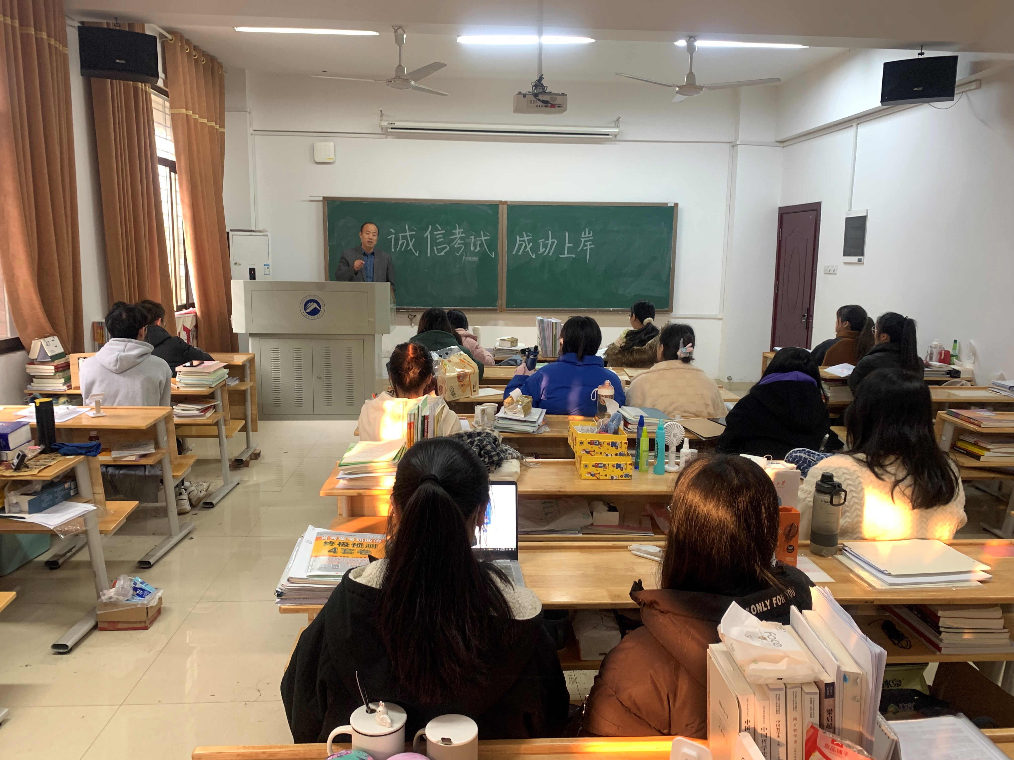 61e9ce5e92794184a862ed01af65da30.jpg 61e9ce5e92794184a862ed01af65da30.jpg