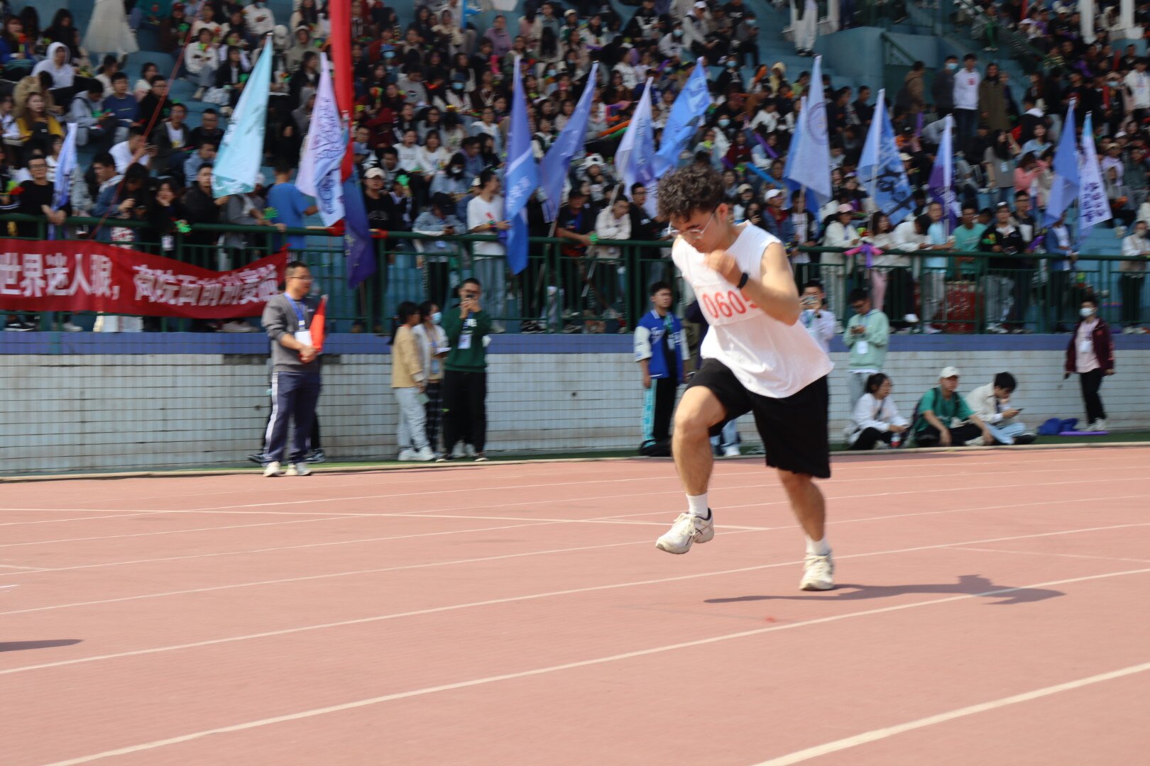 8381d3d0d4704741a2b0fd6792343e9e.jpg 8381d3d0d4704741a2b0fd6792343e9e.jpg